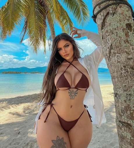 girl onlyfans pretty img