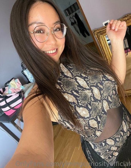 yimingcuriosityofficial nice star pic