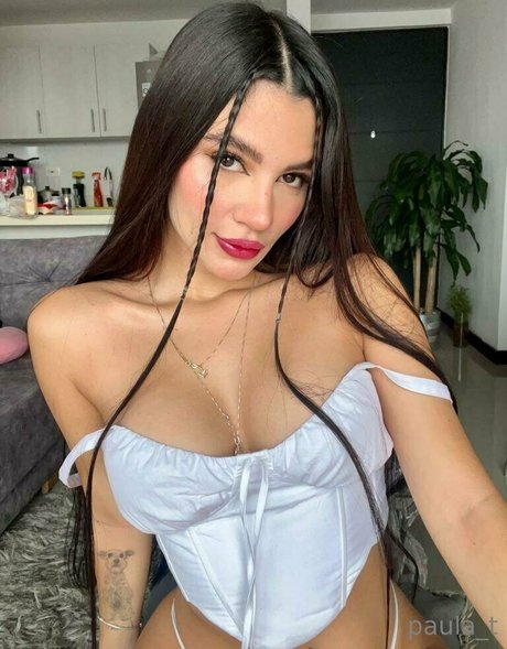 paulatorofree perfect model photos