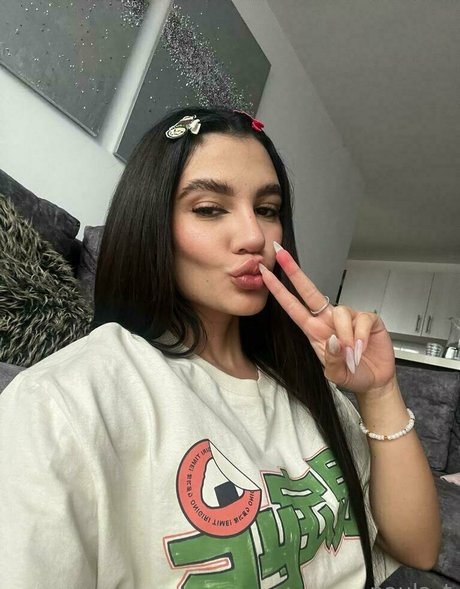 paulatorofree hd actress photos