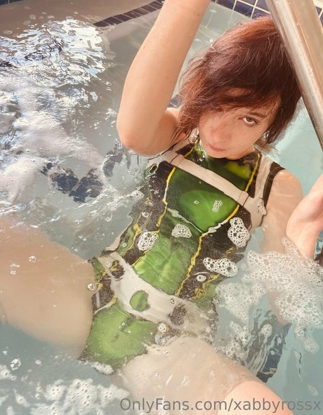 xabbyrossx pretty actress photos