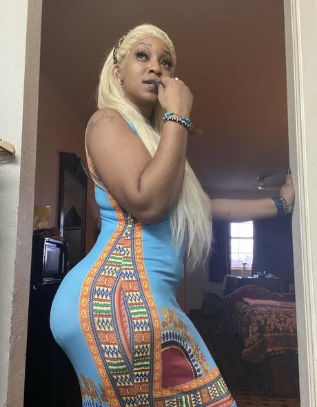 black and white onlyfans beautiful naked pic