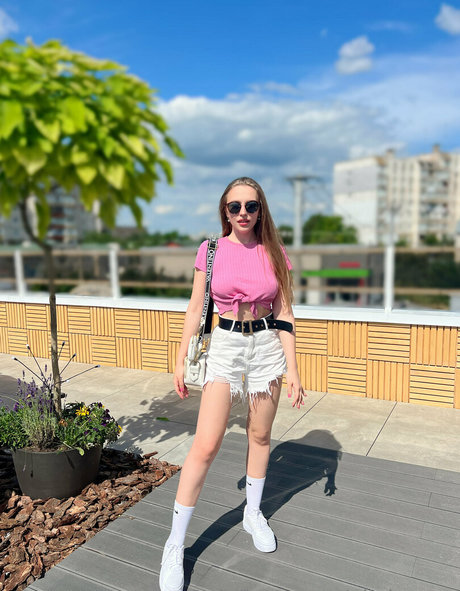 blonde bikini onlyfans free archive