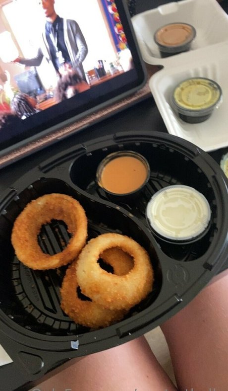 poptartbelly hot model archive