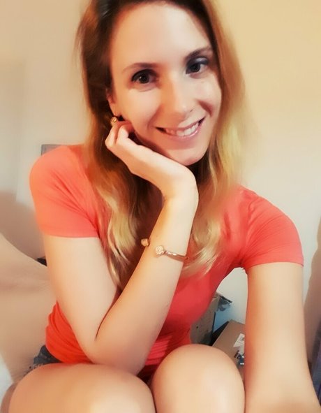 famous ladyboy onlyfans beautiful naked pictures