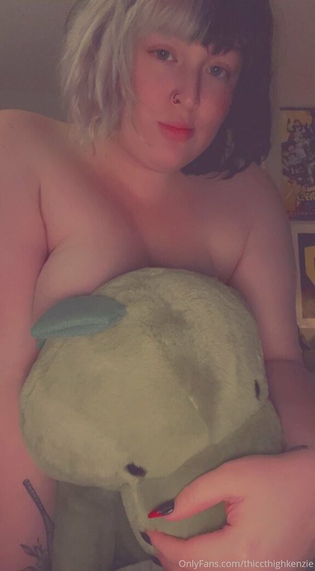 thiccthighkenzie model pretty archive