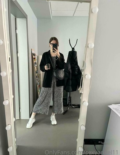 sofiaa2307 xxx model gallery