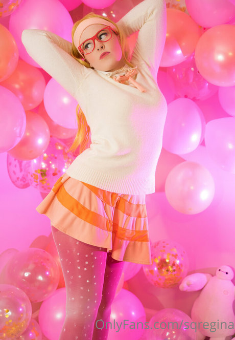 sqregina high quality model image