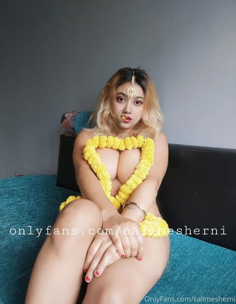 callmesherni porn model img