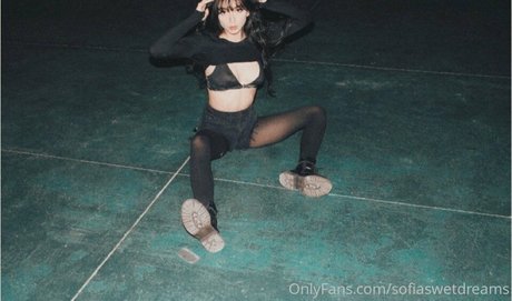 sofiaswetdreams hot star image