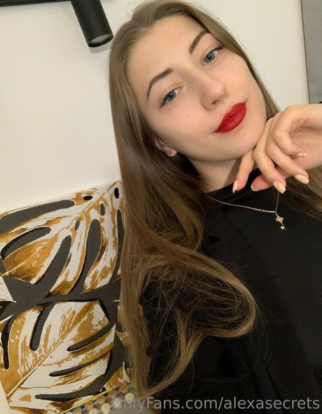 blonde girls onlyfans nudes pic