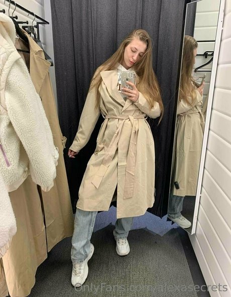 alexasecrets nude model photos