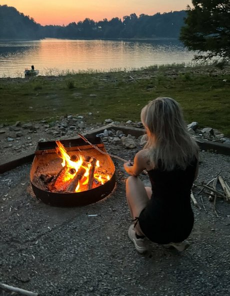 ariagypsy xxx model archive