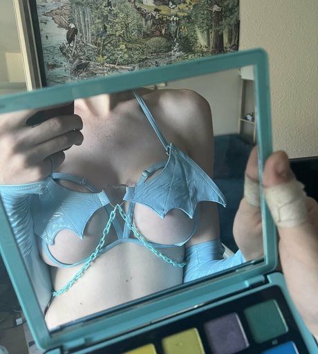 chubby babe onlyfans naked image