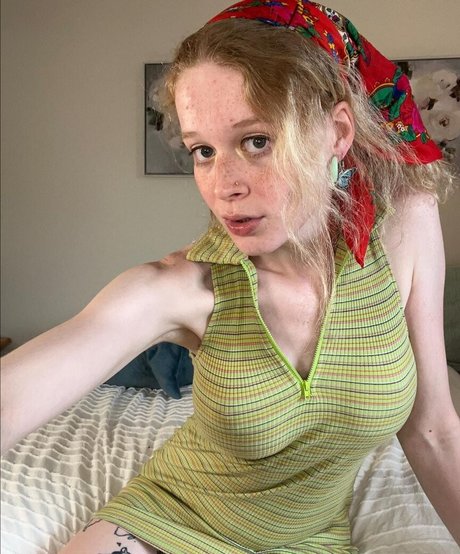 allie0t top model pic