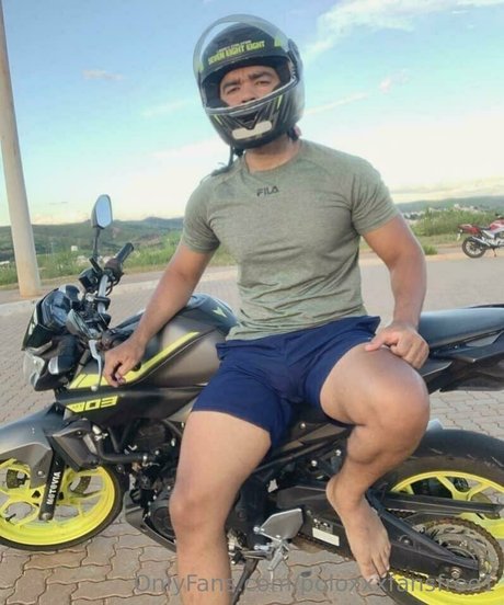 poloxxxfansfree1 star sex pics