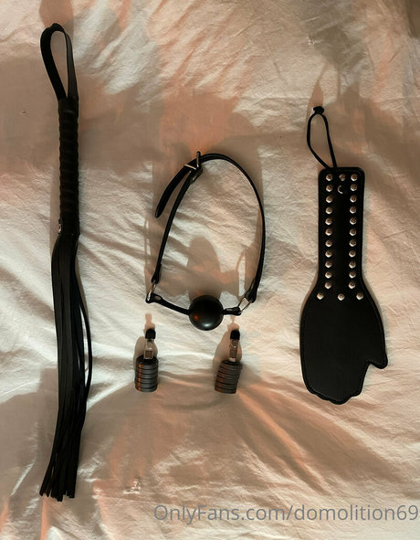 tiny asian onlyfans exclusive pictures