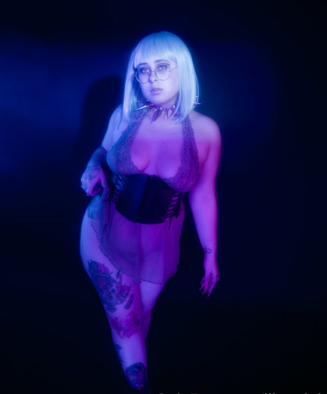 perfect feet onlyfans adult image