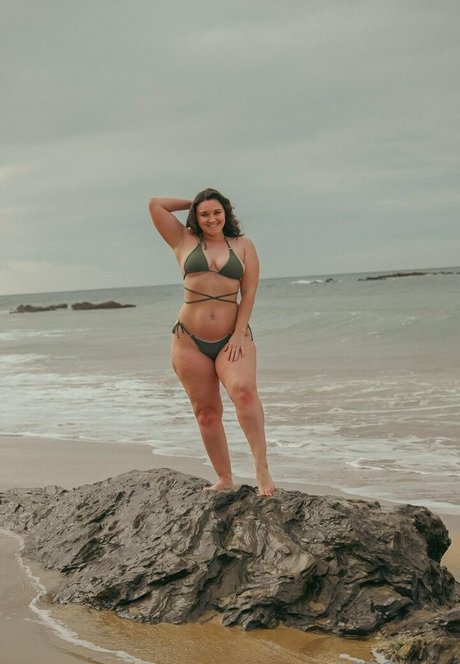 lesbian fingering onlyfans sexy xxx pictures