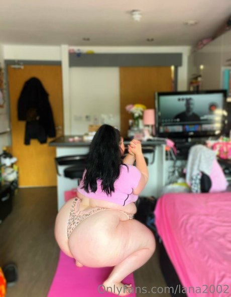 lana2002 model perfect pic