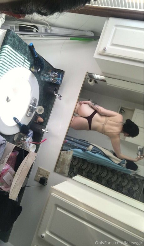 pantyhose milf onlyfans sexy picture