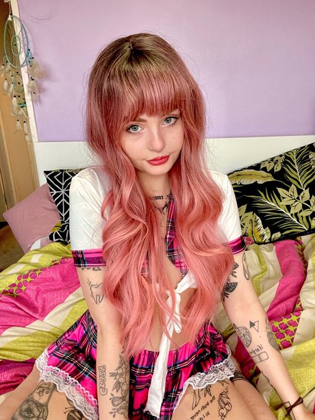 Miss Pixie ONLINE amp amp READY TO RATE COCK_ beautiful model pictures