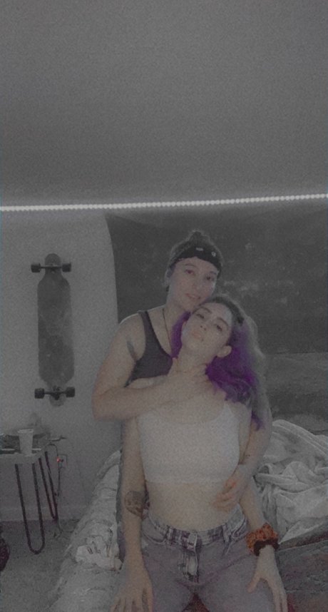 That Horny Lesbian Couple model pictures