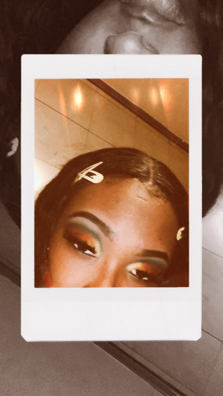 Uniquee_ pretty actress gallery