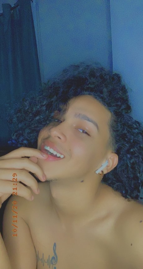 Juicy Juicy hot pornstar pics