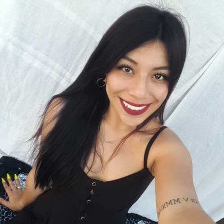 mia agustina star nudes photos