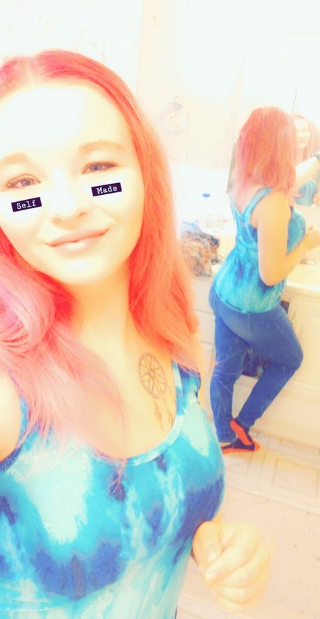 Queen Milf star top images