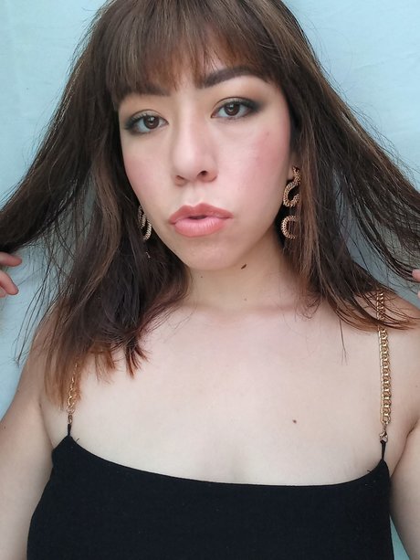 Ishav model best pics