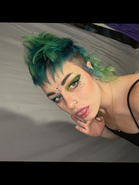 Mikitty_ sexy pornstar photos