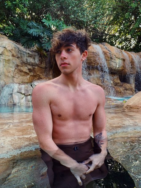 MIKEY_ sex model images