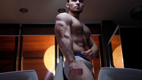 Andrey Muscle star porn image