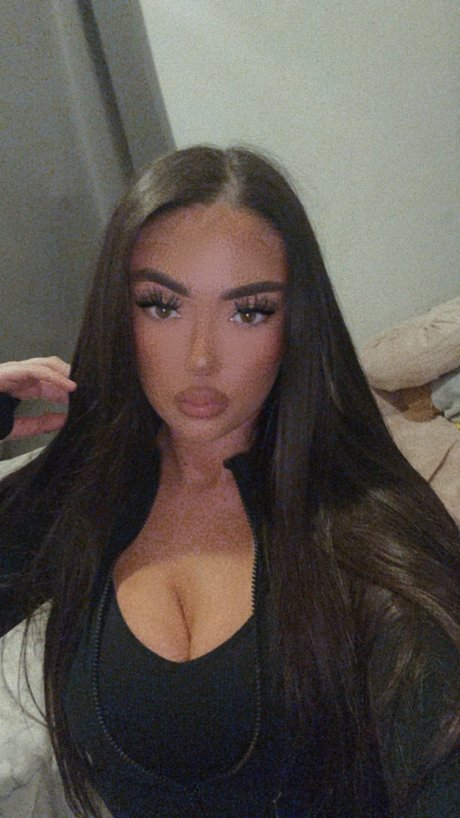 milf wife onlyfans sexy image