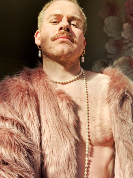 NB Babe_ nude star pictures