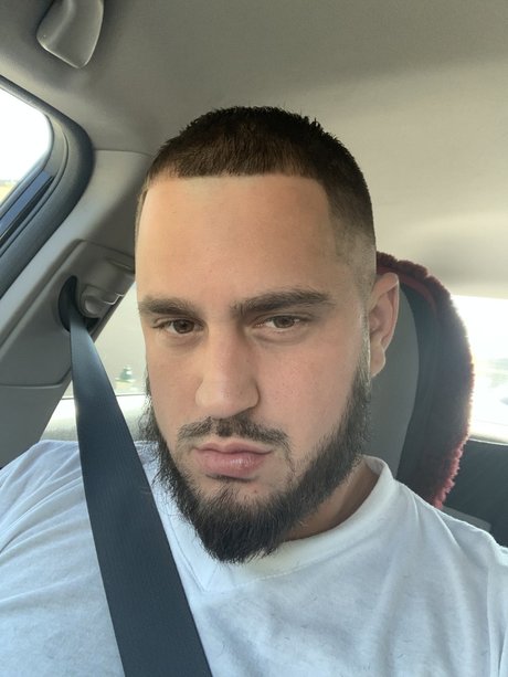 Dickendowng erotic star image