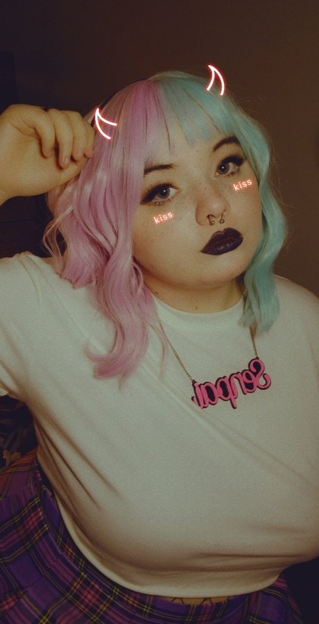 AmyRetired pornstar erotic images