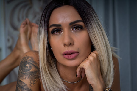 Celia Shine hot star gallery