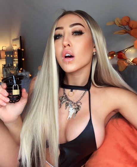 alt girl onlyfans beautiful nude pictures