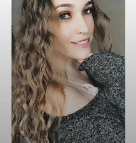 Anna Banana pornstar perfect pictures