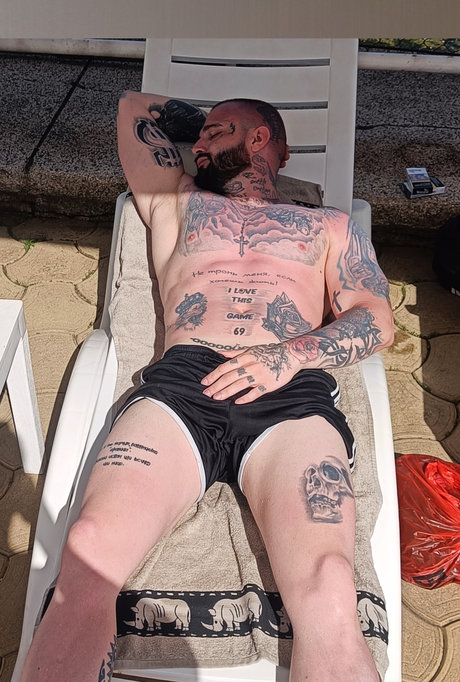 Ivan Guerrero nude model img