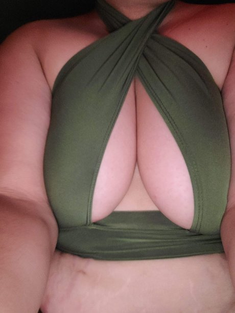 Jessi Quiks star beautiful photos