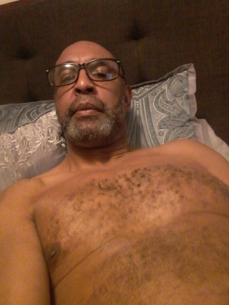 Thegr8one model nice photo