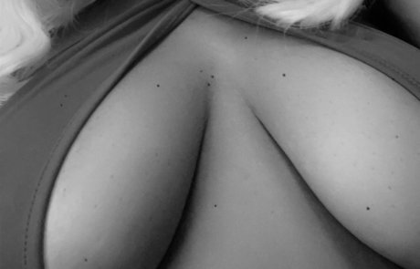 Dominican Jalape o_ pornstar sexy pic