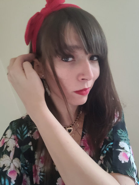 Missthon free model pictures