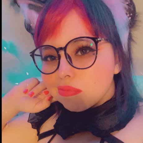 Rabbutt model porn galleries