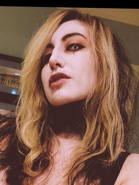 female influencer onlyfans sexy galleries