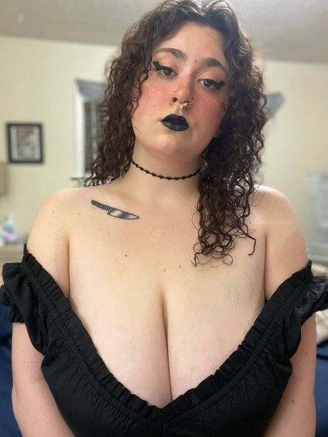 Chaziel Jantz sexy pornstar images